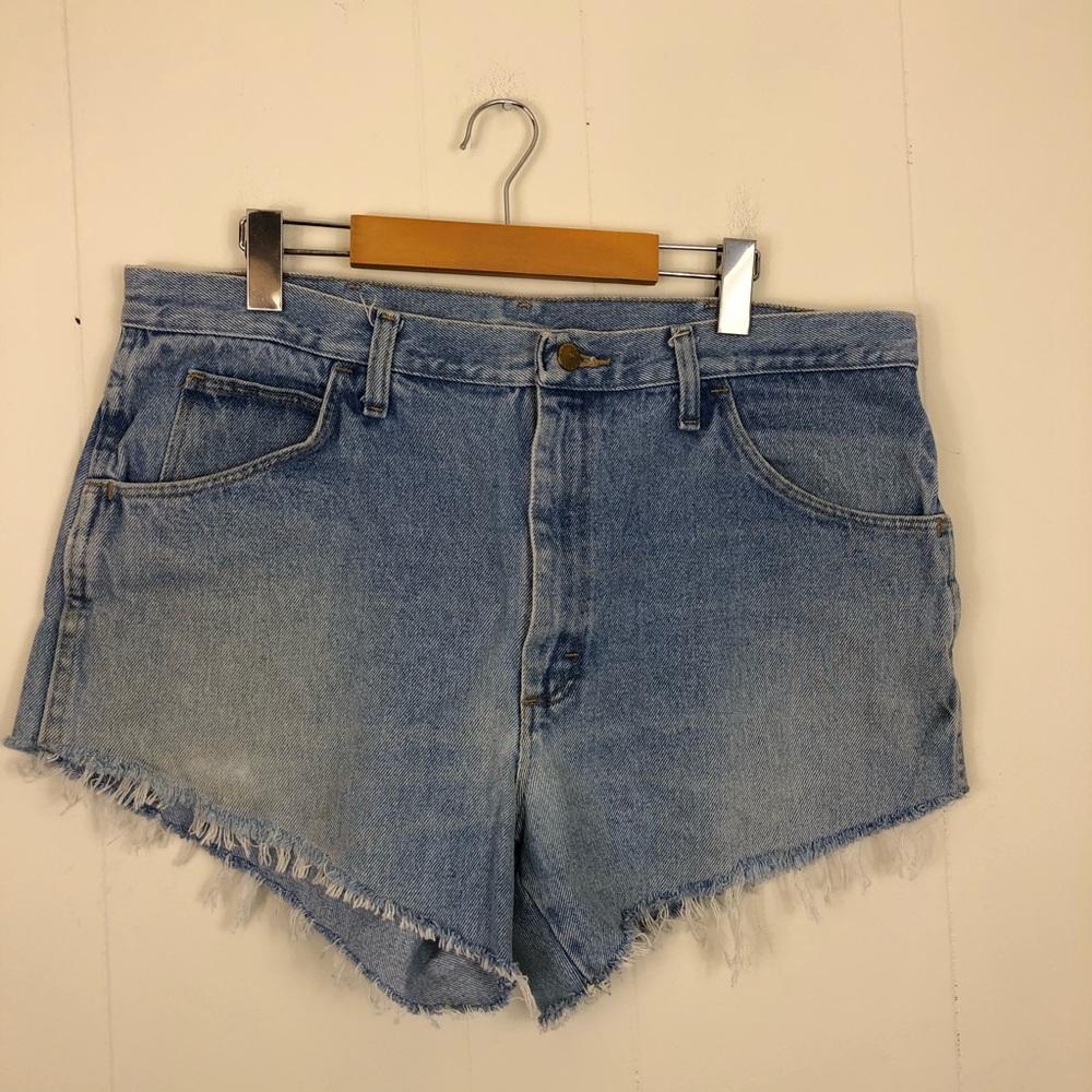 Vintage‎ High Rise Fringe Cut Denim Shorts Sz 36